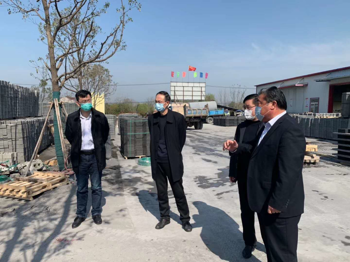 3月17日上午，巢湖市政協王主席，散兵鎮黨委胡書記調研我企業復工情況